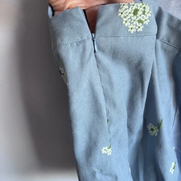 Like new Cider Floral embroidered overalls cottagecore size Medium - Picture 5 of 9